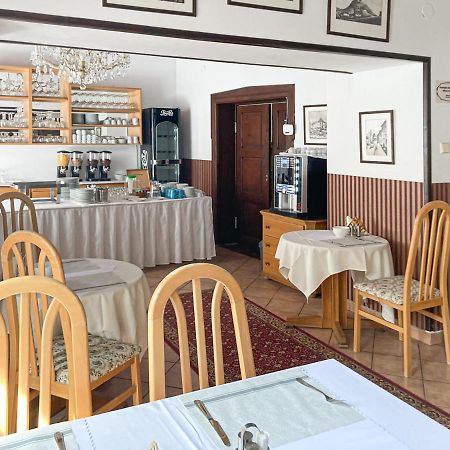 Hotel Salamander - Garni Banska Stiavnica Exterior photo