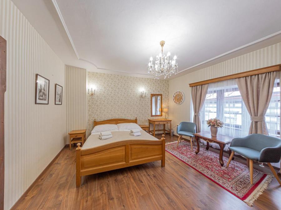 Hotel Salamander - Garni Banska Stiavnica Exterior photo